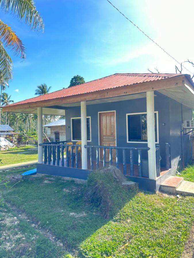 Cris & Mar Homestay Burgos  ภายนอก รูปภาพ